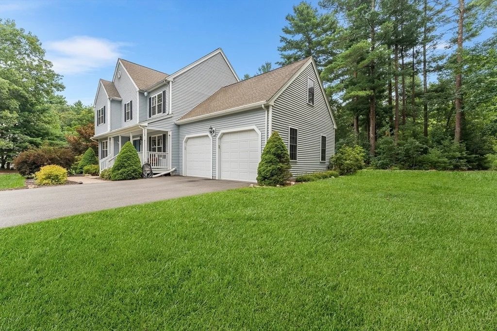 Photo of 58 Stonehedge Rd
