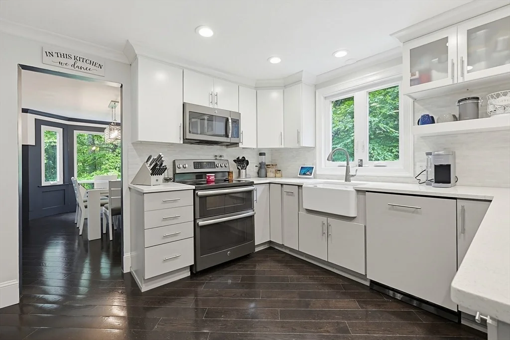 Photo of 1 Leone Ln