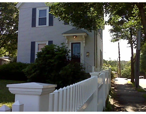 Photo of 55 Brattle St