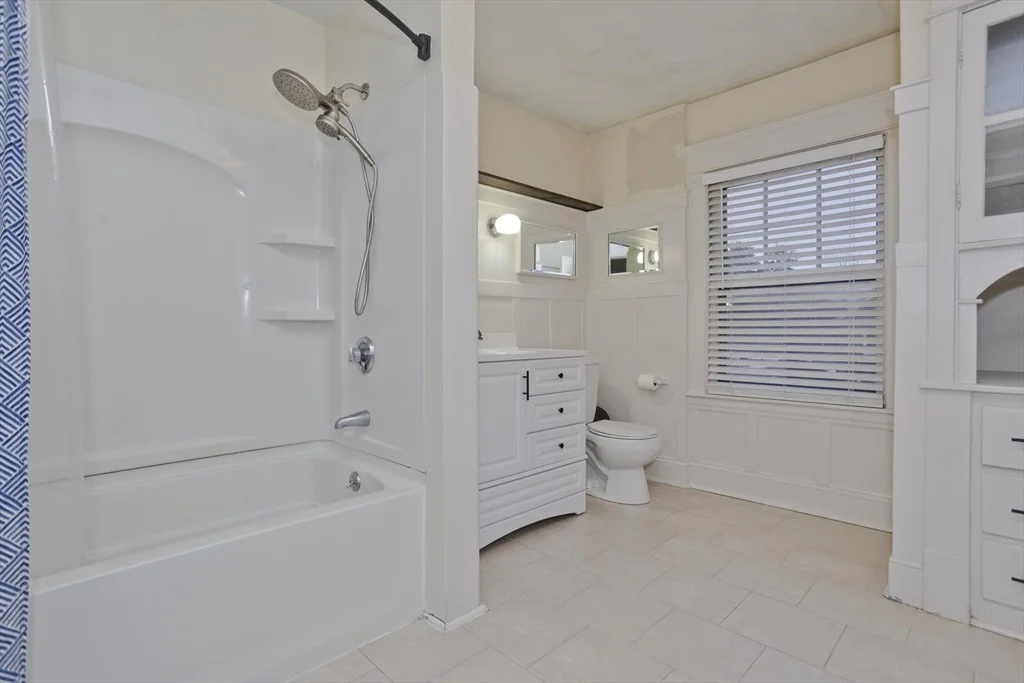 Photo of 29 Rhinebeck Ave