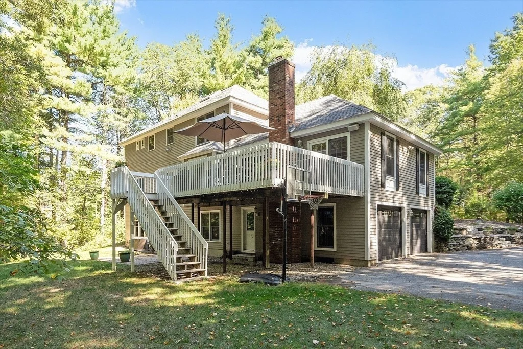 Photo of 9 Blanchard Rd