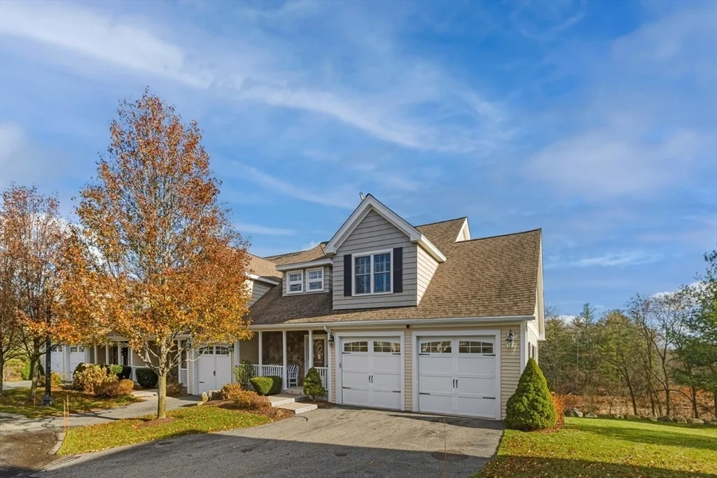 Photo of Unit 37 at 37 Peaslee Cir