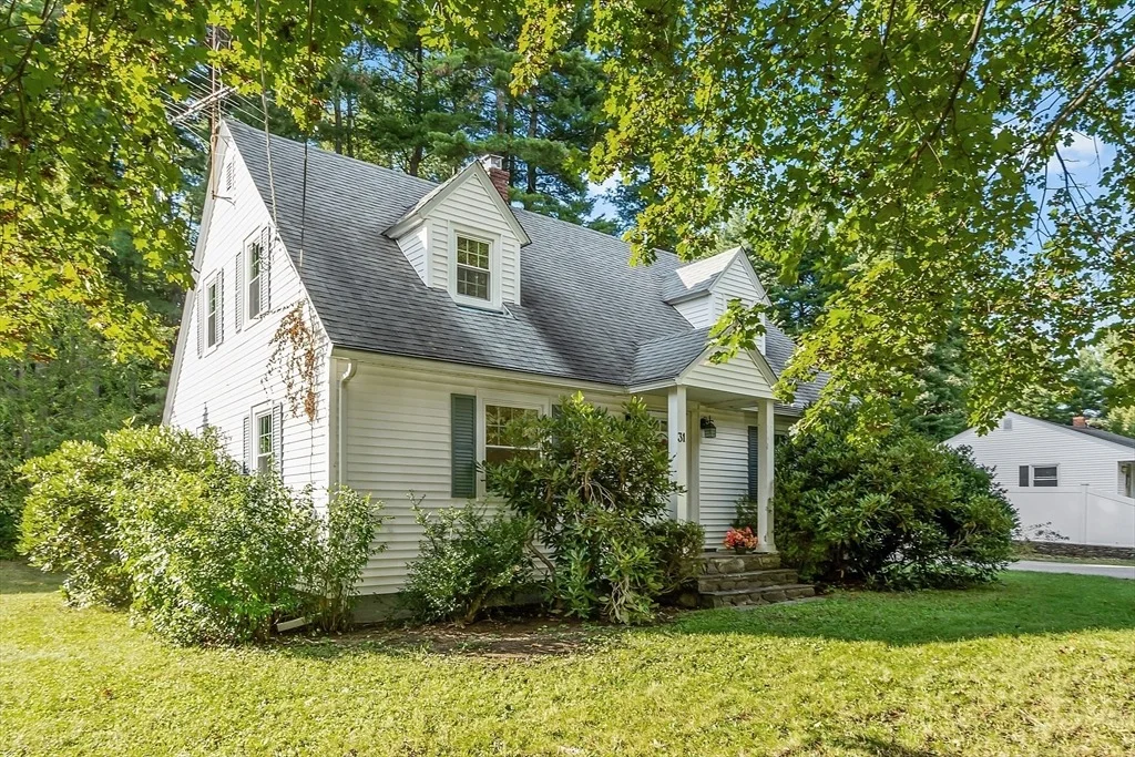 Photo of 31 Crestview Dr