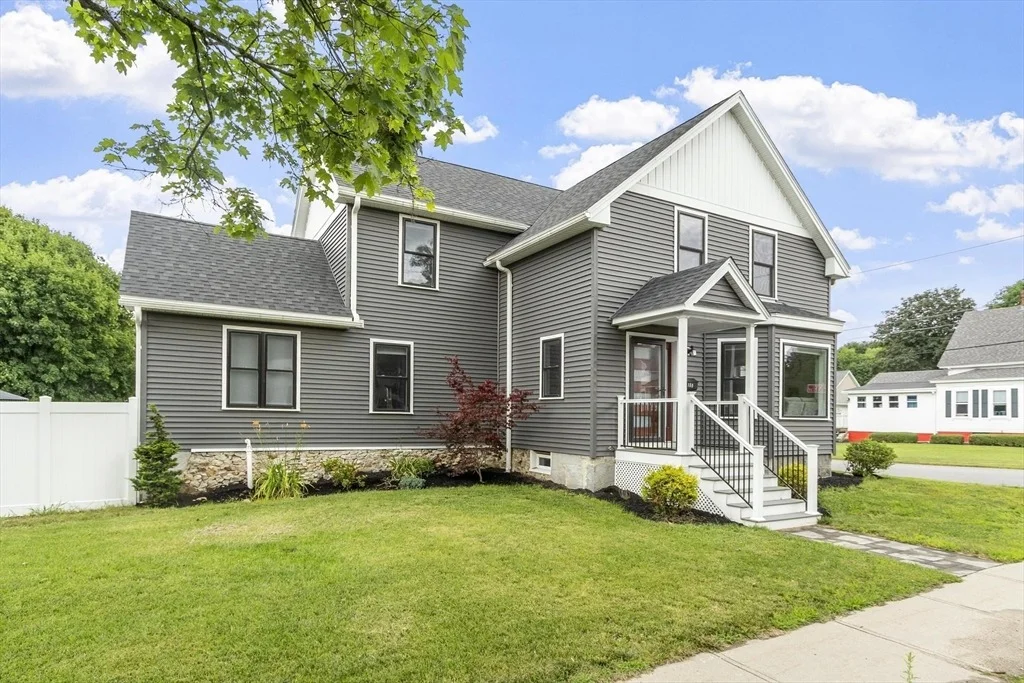 Photo of 180 Spring St