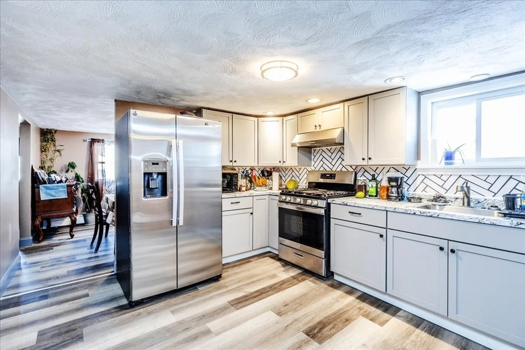 Photo of 13 Deering Ave