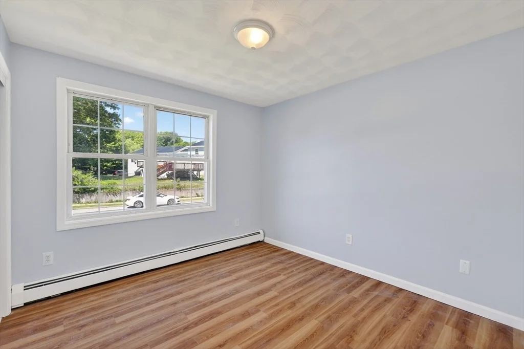 Photo of 3 Oak Leaf Cir