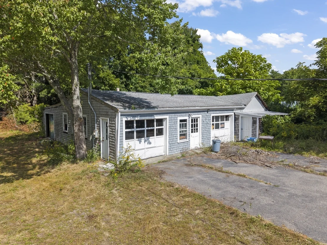 Photo of 2576 Cranberry Hwy