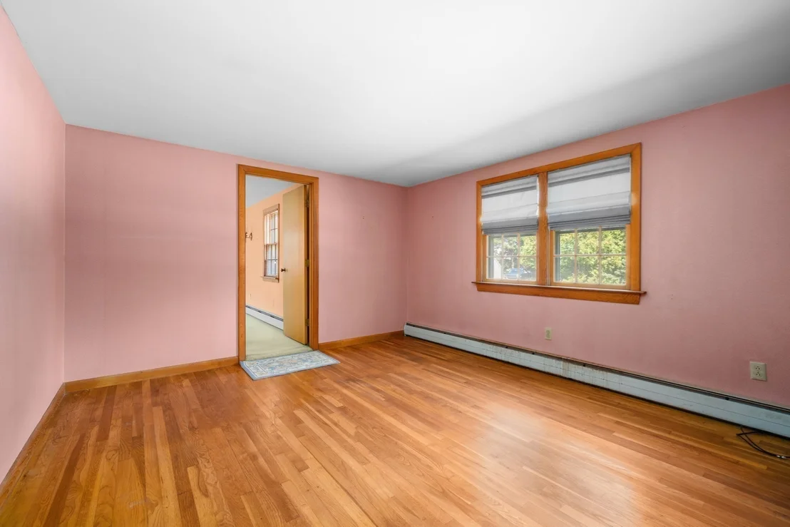 Photo of 61 Laurel Rd