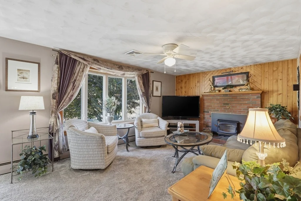 Photo of 12 Edgewood Drive