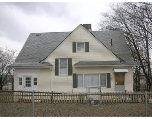 Photo of 8 Pleasant Street
