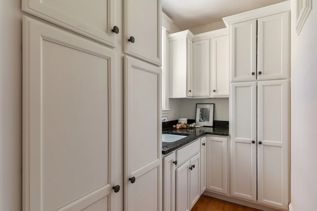 Photo of 4 Lawrence St