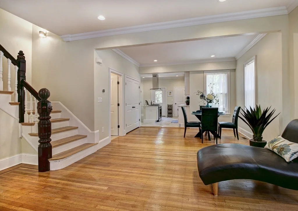 Photo of 287 Walnut Ave