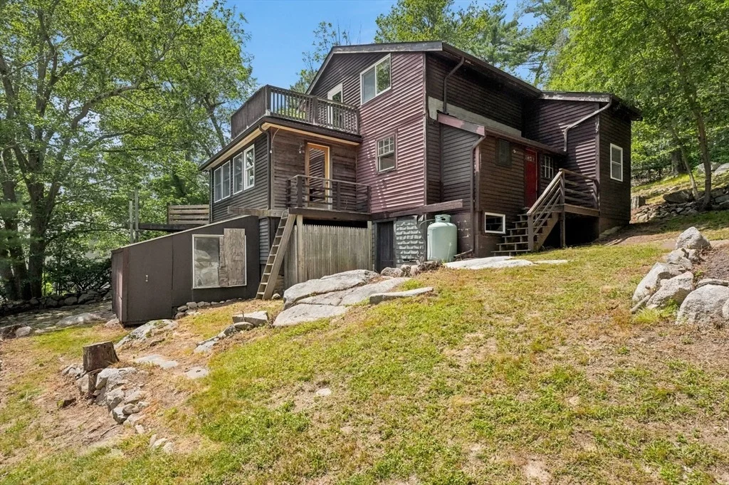 Photo of 62 Bennett St S