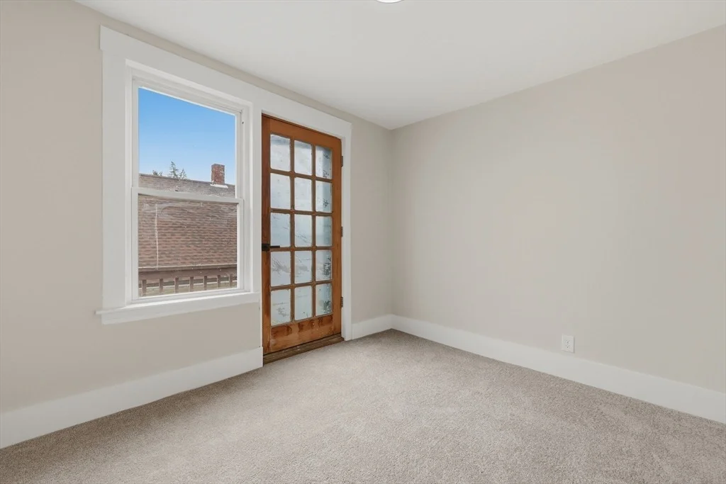 Photo of 150 Washington Street