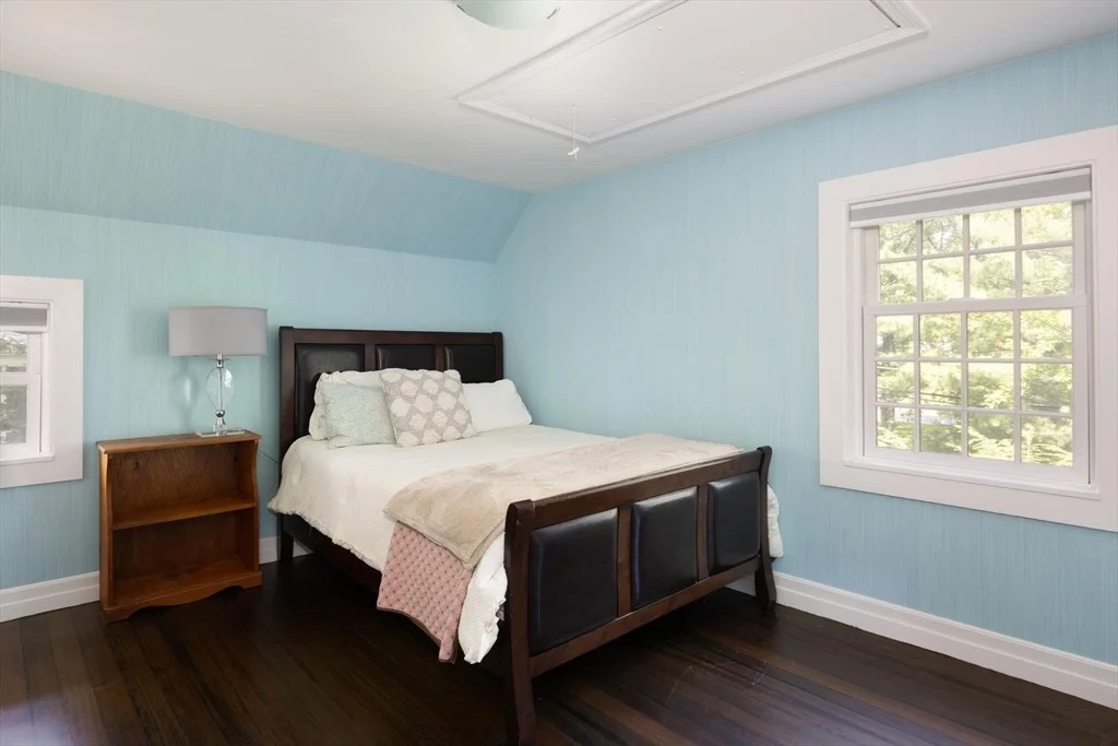 Photo of 86 Waban Ave