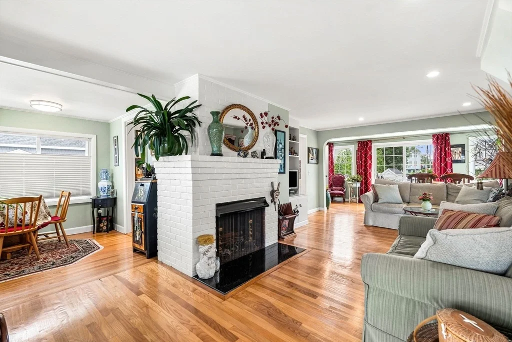 Photo of 13 Riverside Rd