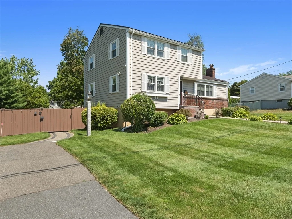 Photo of 7 Fabens St
