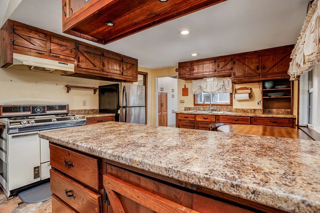 Photo of 227 Log Cabin Road