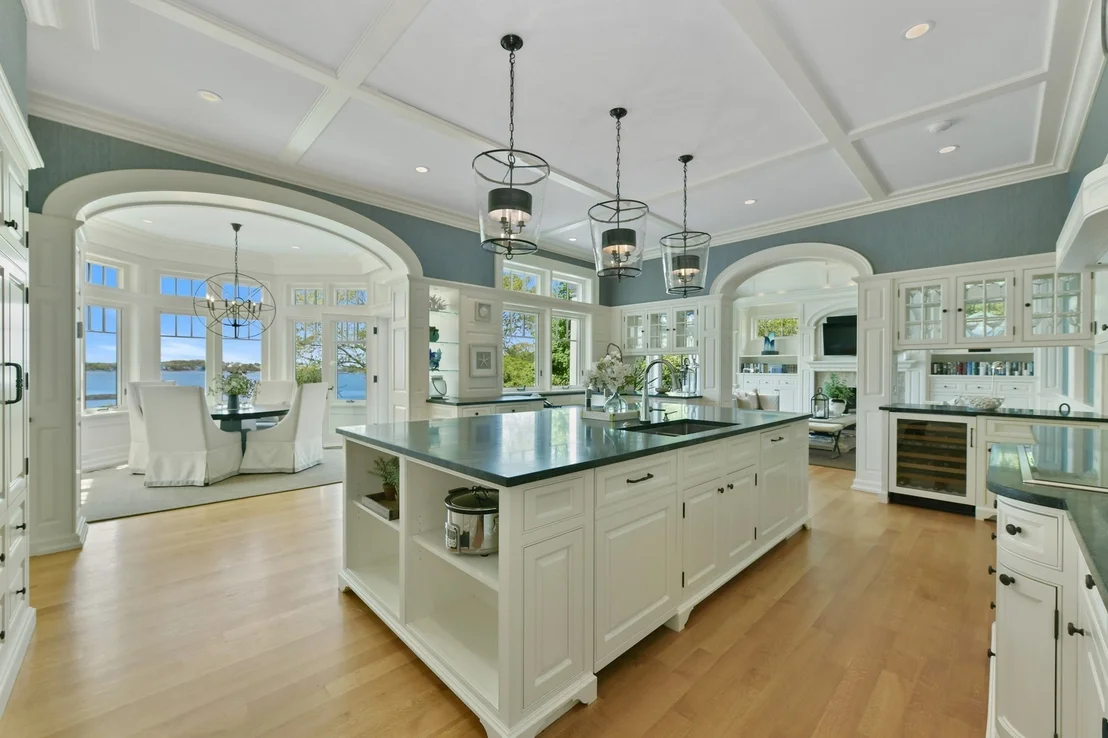 Photo of 5 Bare Cove Ln