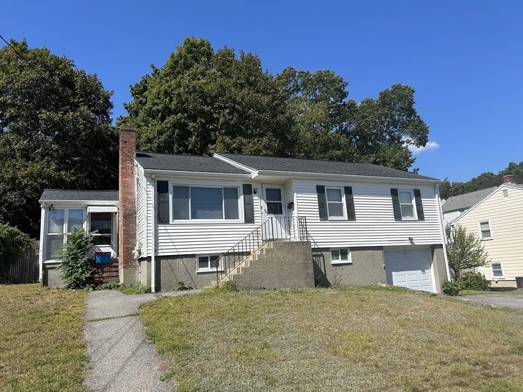 Photo of 7 Coolidge Rd
