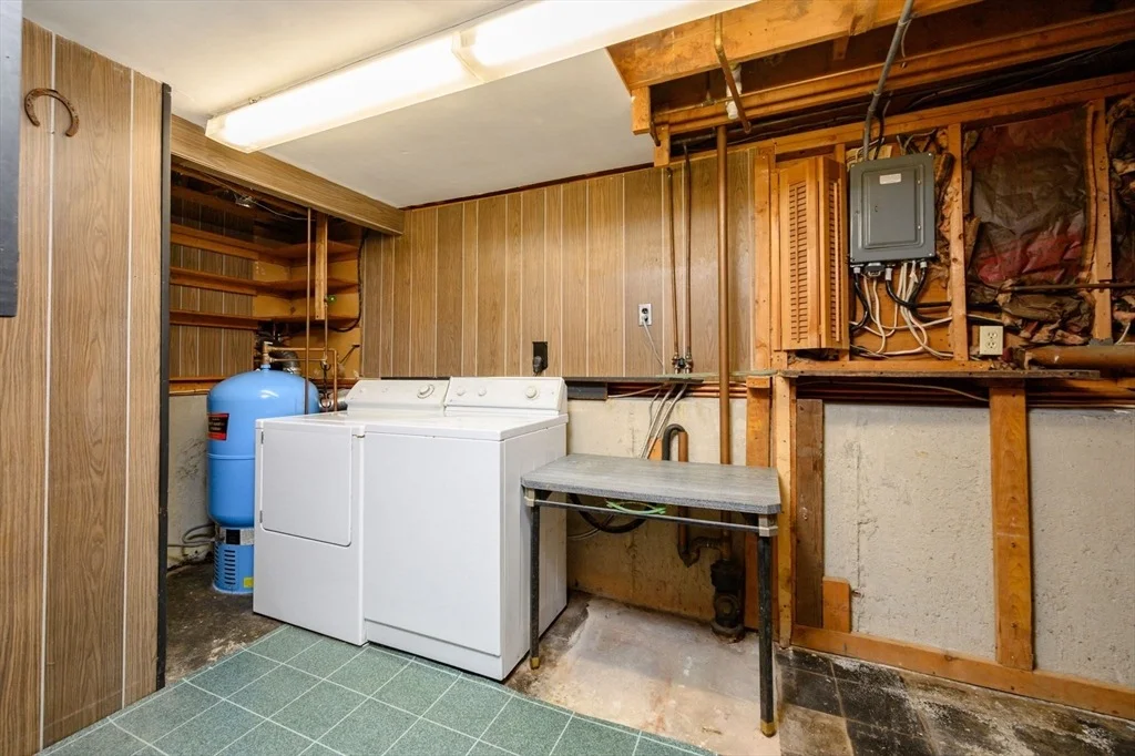 Photo of 101 Brook Bend Rd
