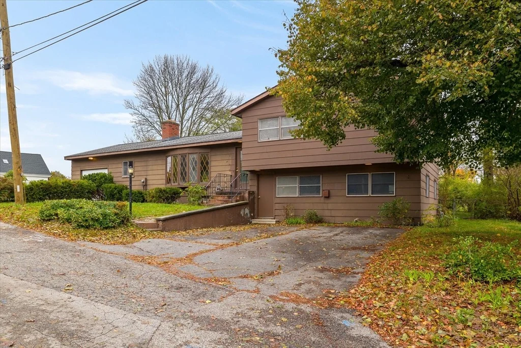 Photo of 2 Dustin St