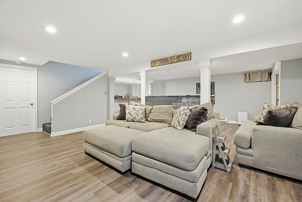 Photo of 22 Diane Dr