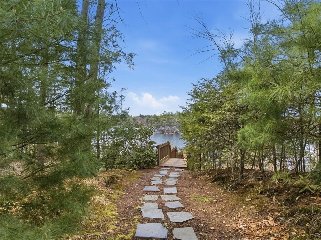 Photo of 72 Warren Ave