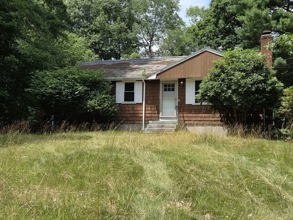 Photo of 23 Eisenhower Dr