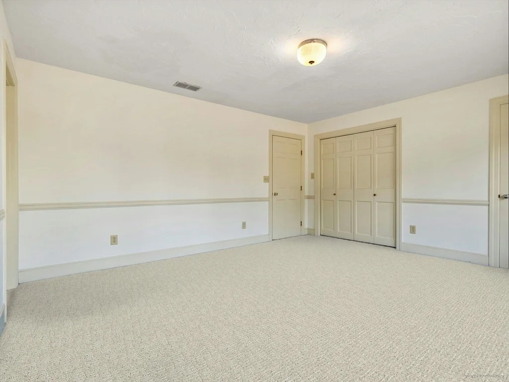 Photo of 12 Jefferson Rd