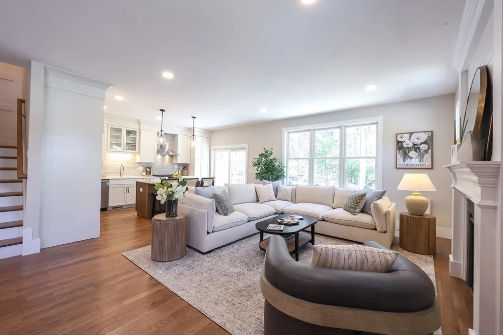 Photo of Unit UNIT39 at 42 Thomas Mann Circle