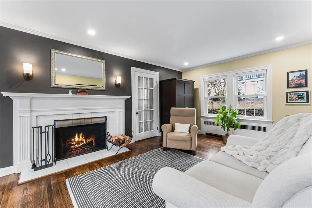 Photo of 535 Great Plain Ave