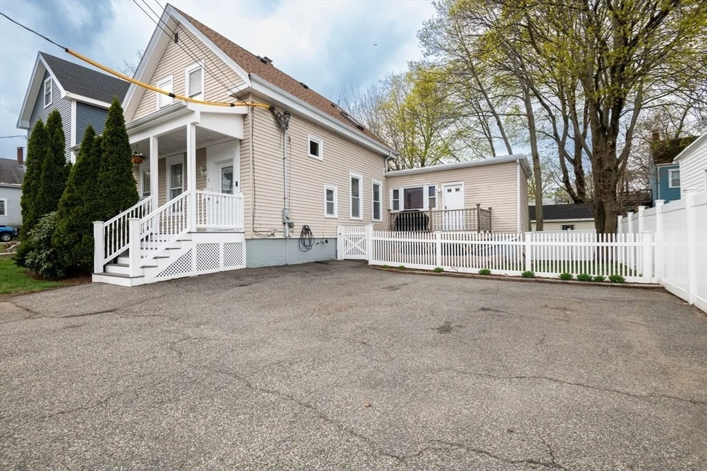 Photo of 3 Pond Street