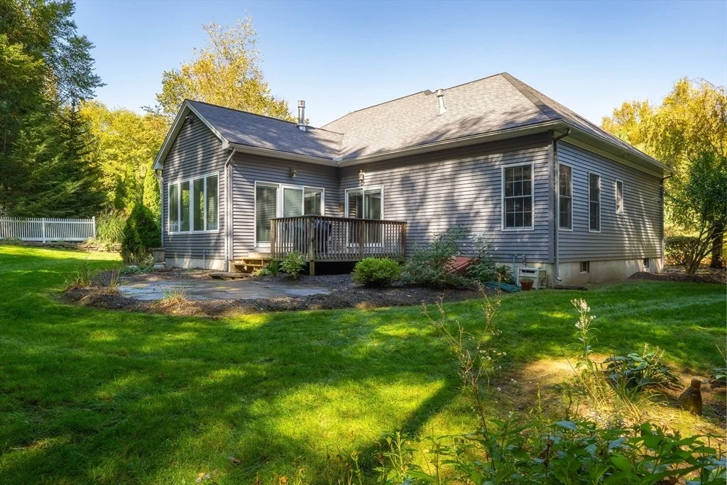 Photo of 10 Golden Cir