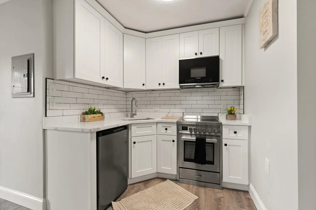 Photo of 129 Maple Ave
