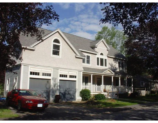 Photo of 6 Pulaski Dr