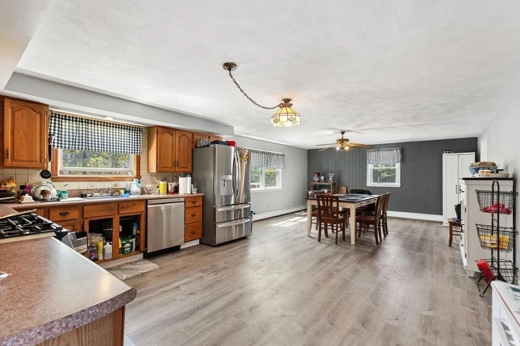 Photo of 152 Springvale Ave
