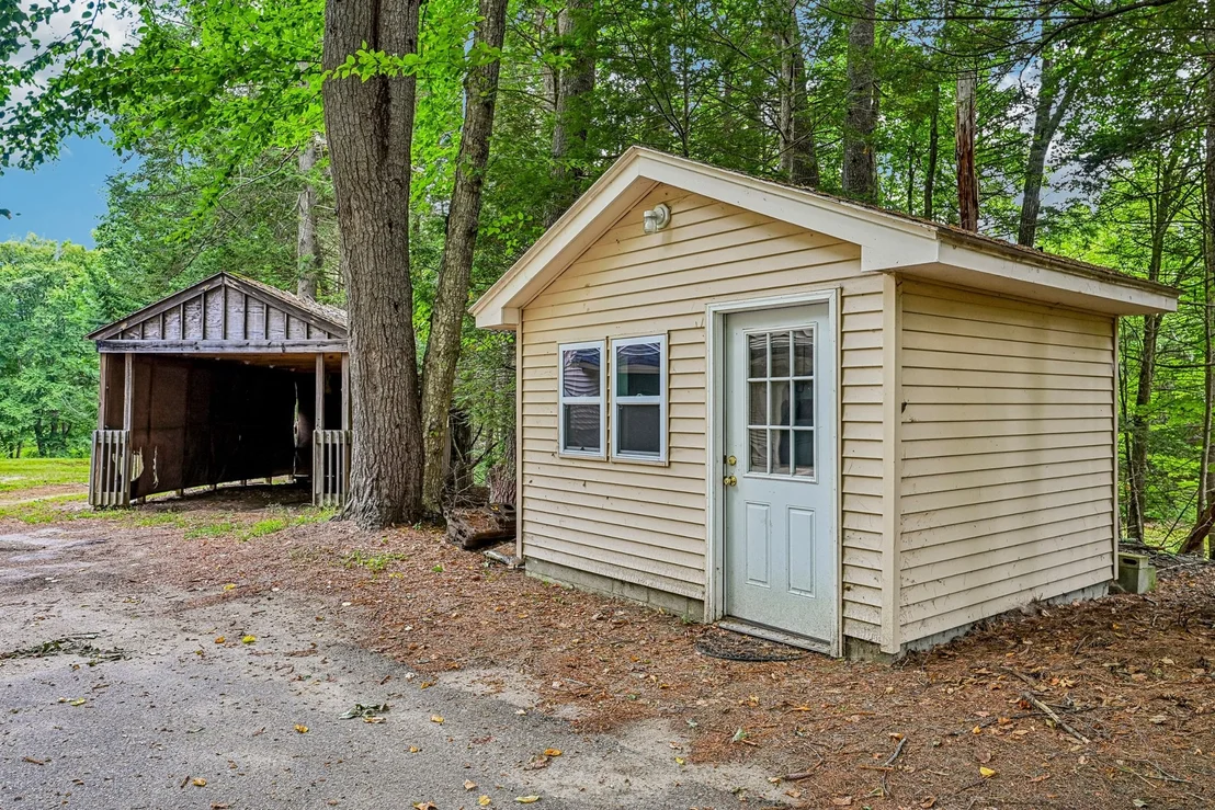 Photo of 35 Davidson Ave