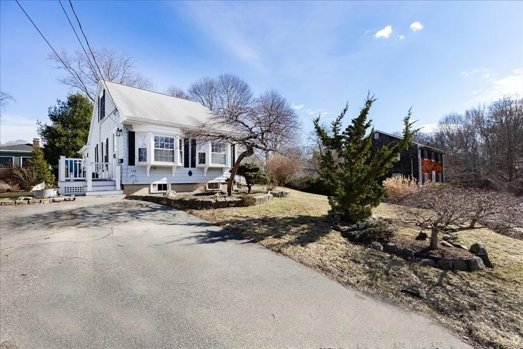 Photo of 145 Evans Rd Ext