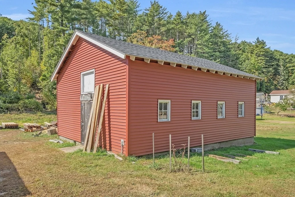 Photo of 330 N Orange Rd