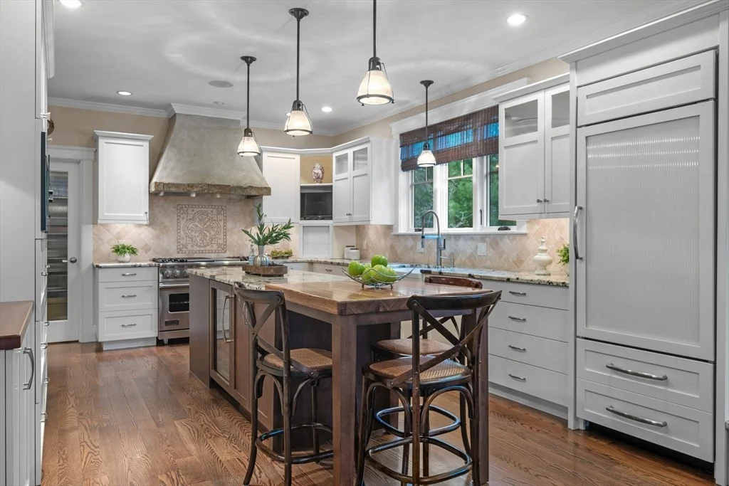Photo of 24 Whitehall Cir