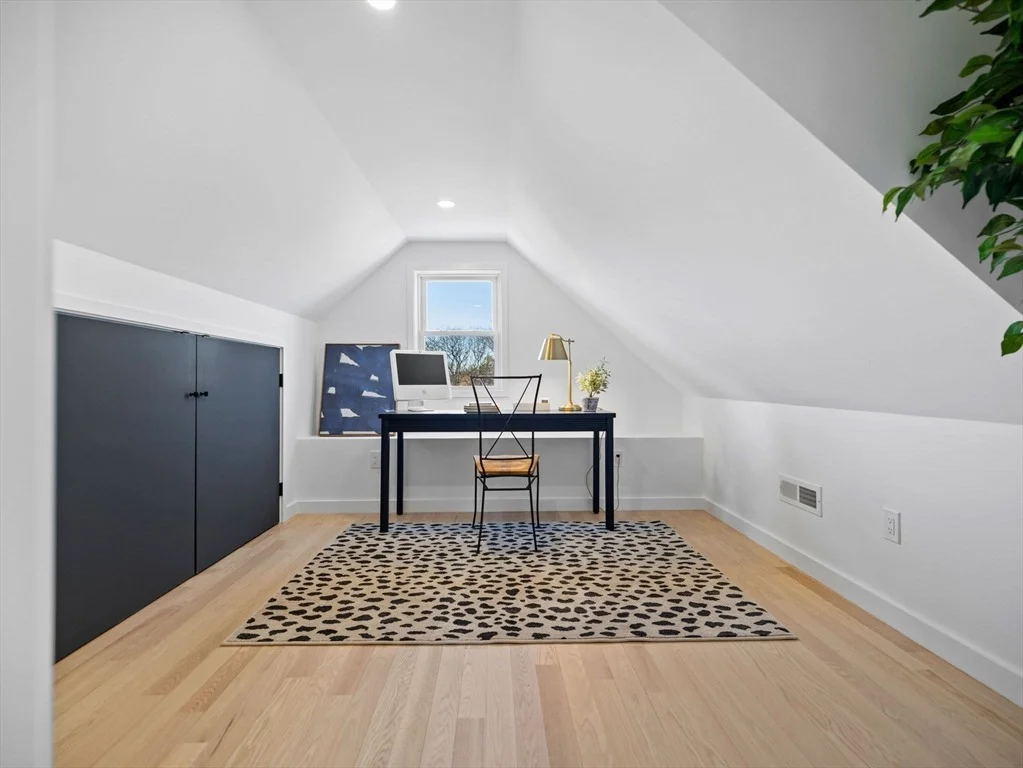 Photo of 9 Vinal Ave