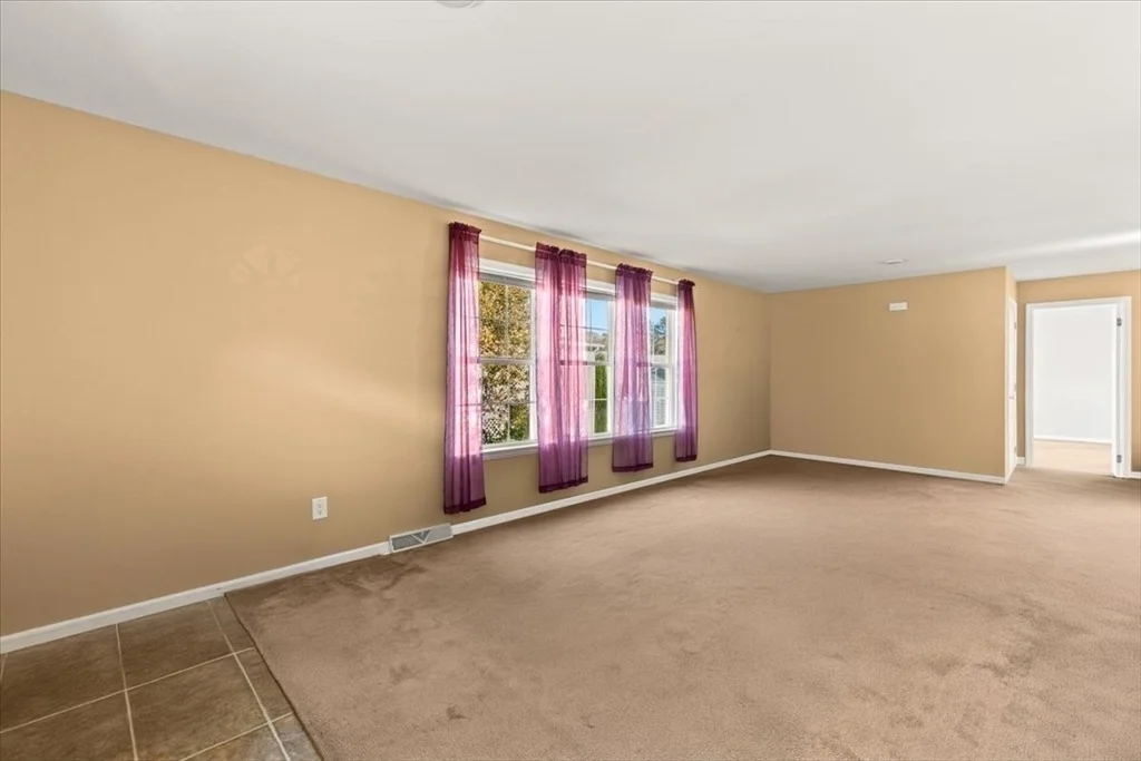 Photo of 84 Lark Ln