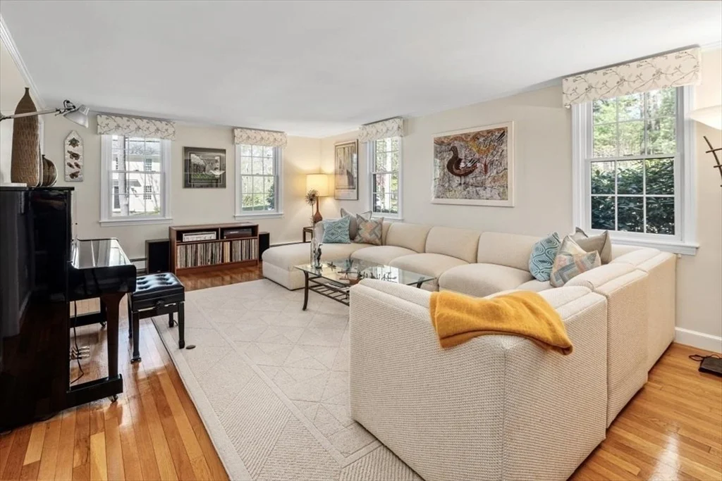 Photo of 11 Queen Anne Lane