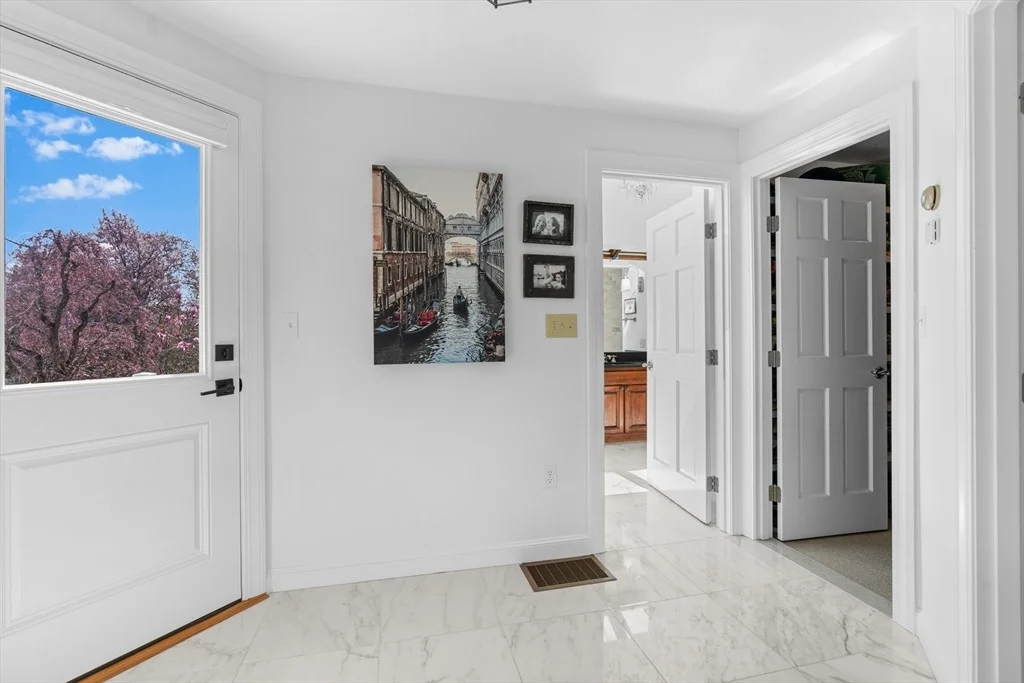 Photo of 150 Dakin Road