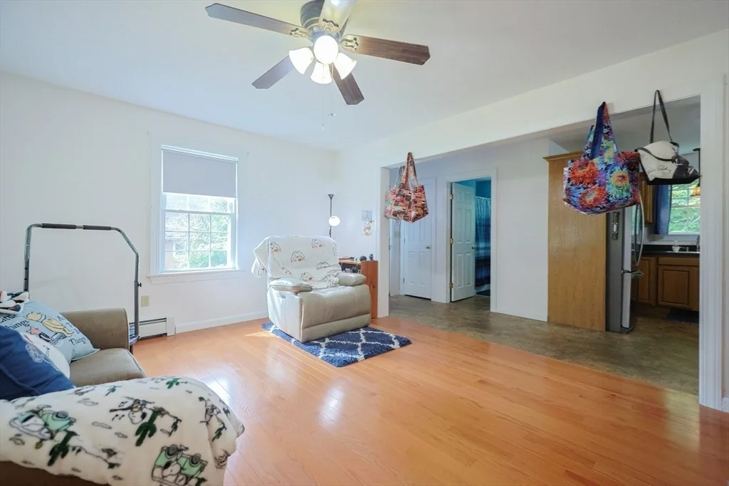 Photo of 366 Southbridge Rd