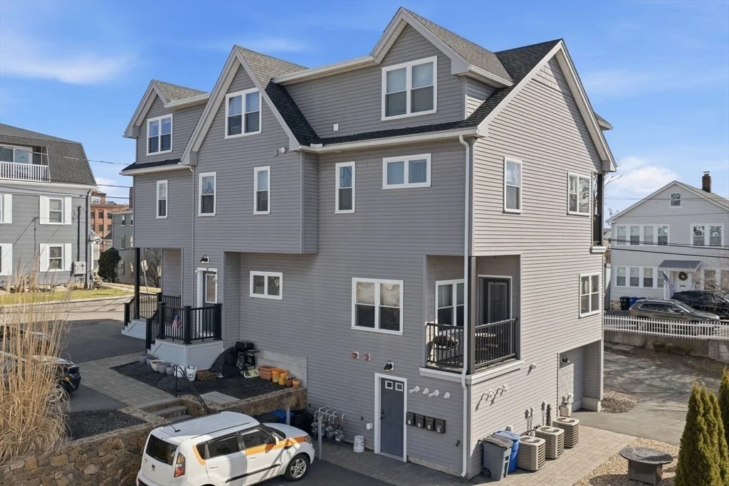 Photo of Unit 1 at 21 Summit Avenue