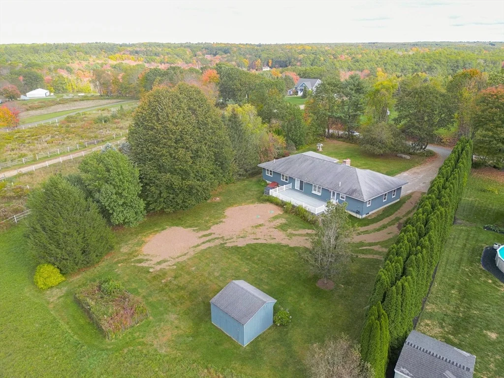 Photo of 621 Woods Road