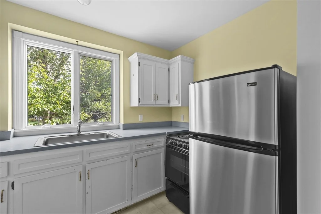 Photo of 51 Tupper Ave