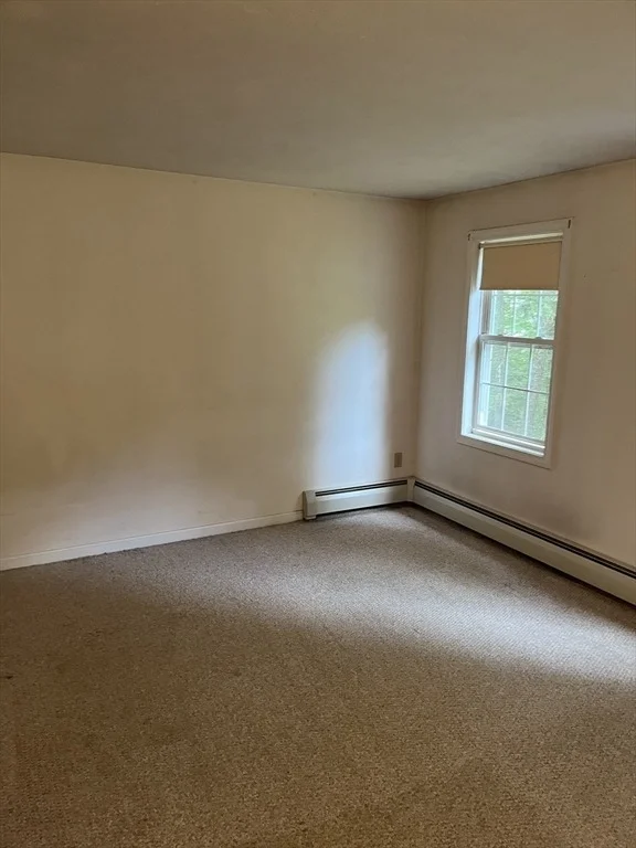 Photo of 304 West River Road